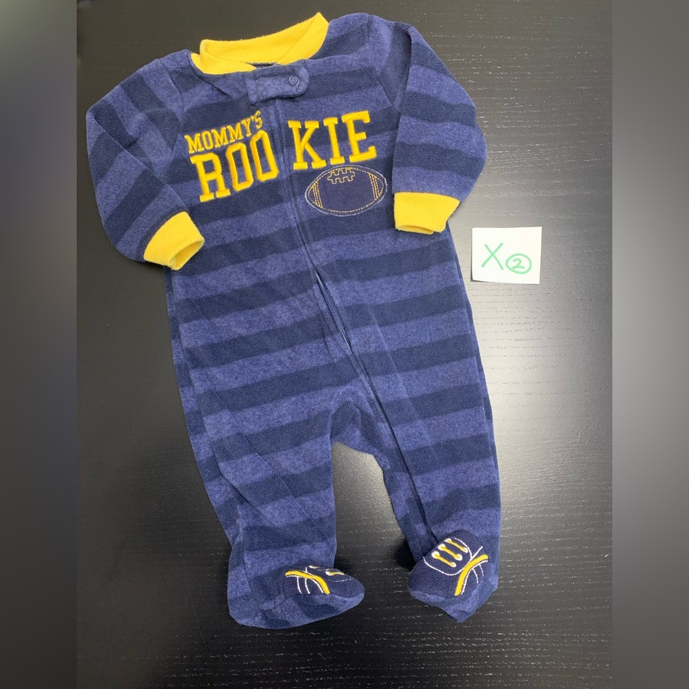 🏈 0-3m Striped Mommy’s Rookie Fleece Sleeper